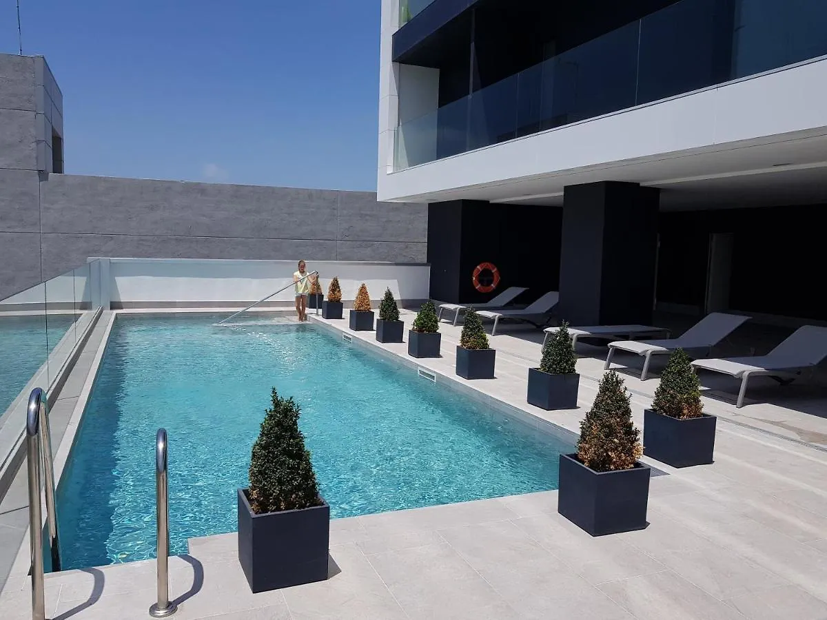 Apartamento Torre D'Arenas, Playa Victoria, Piscina Y Parking Cádiz España
